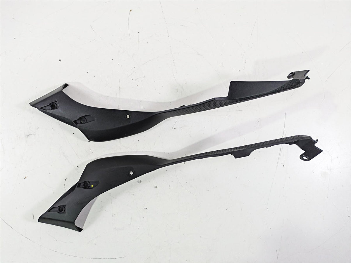 2023 Ducati Monster 937 SP Under Tank Side Infill Cover Fairing Set 4801C283A {{ shop.shopifyCountryName }} - Mototech271