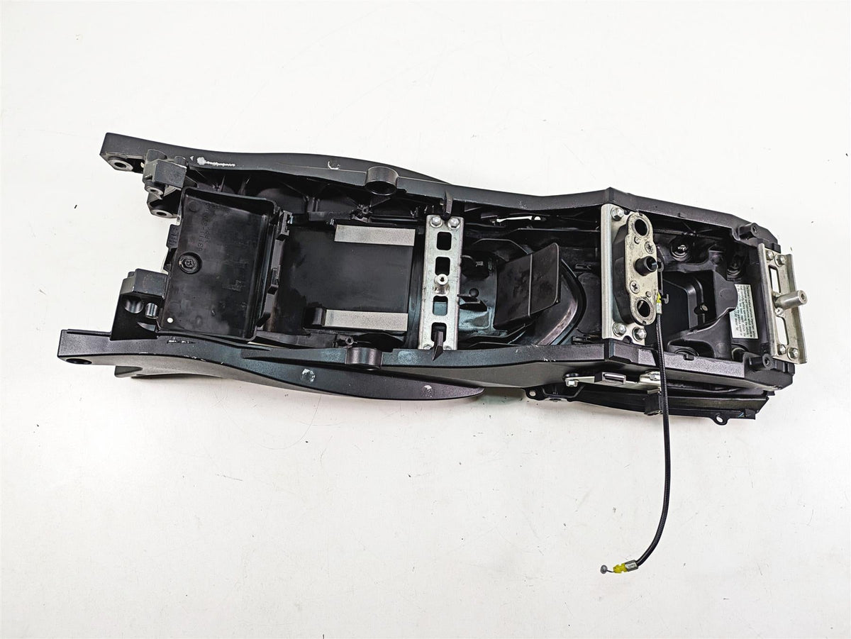 2009 Suzuki GSXR750 K9 Rear Subframe Sub Frame & Inner Fender 41211-37H00-YUG {{ shop.shopifyCountryName }} - Mototech271