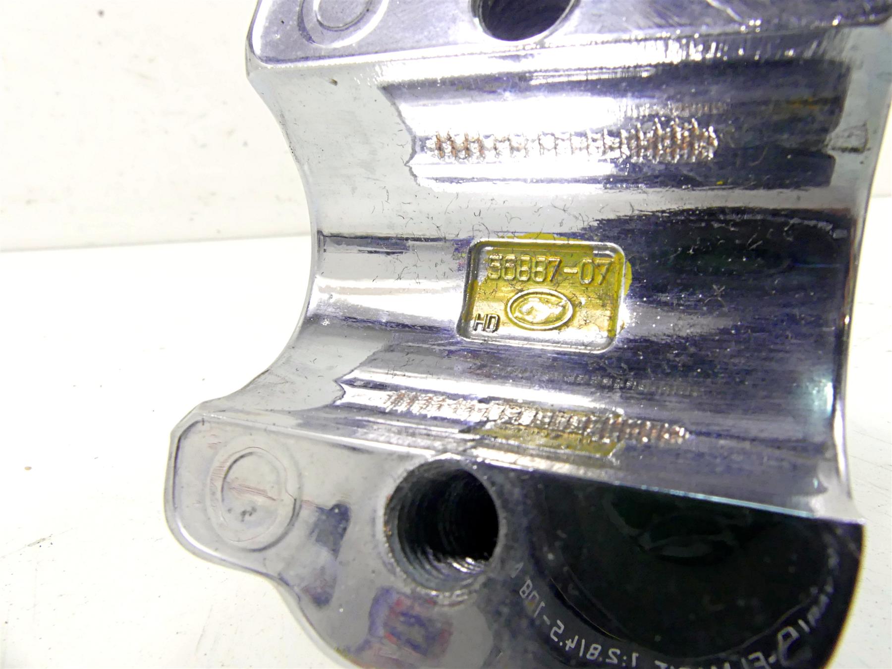 2013 Harley Softail FLSTFB Fat Boy Lo Handlebar Clamp Riser Holder 56887-07 {{ shop.shopifyCountryName }} - Mototech271