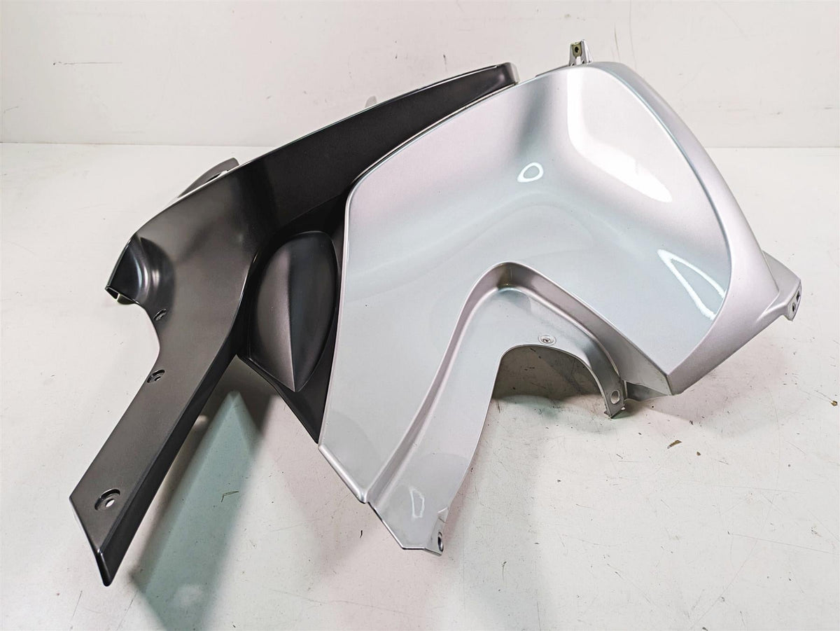 2007 BMW R1200RT K26 Main Left Tank Fairing Cover 46637681055 46637681049 {{ shop.shopifyCountryName }} - Mototech271
