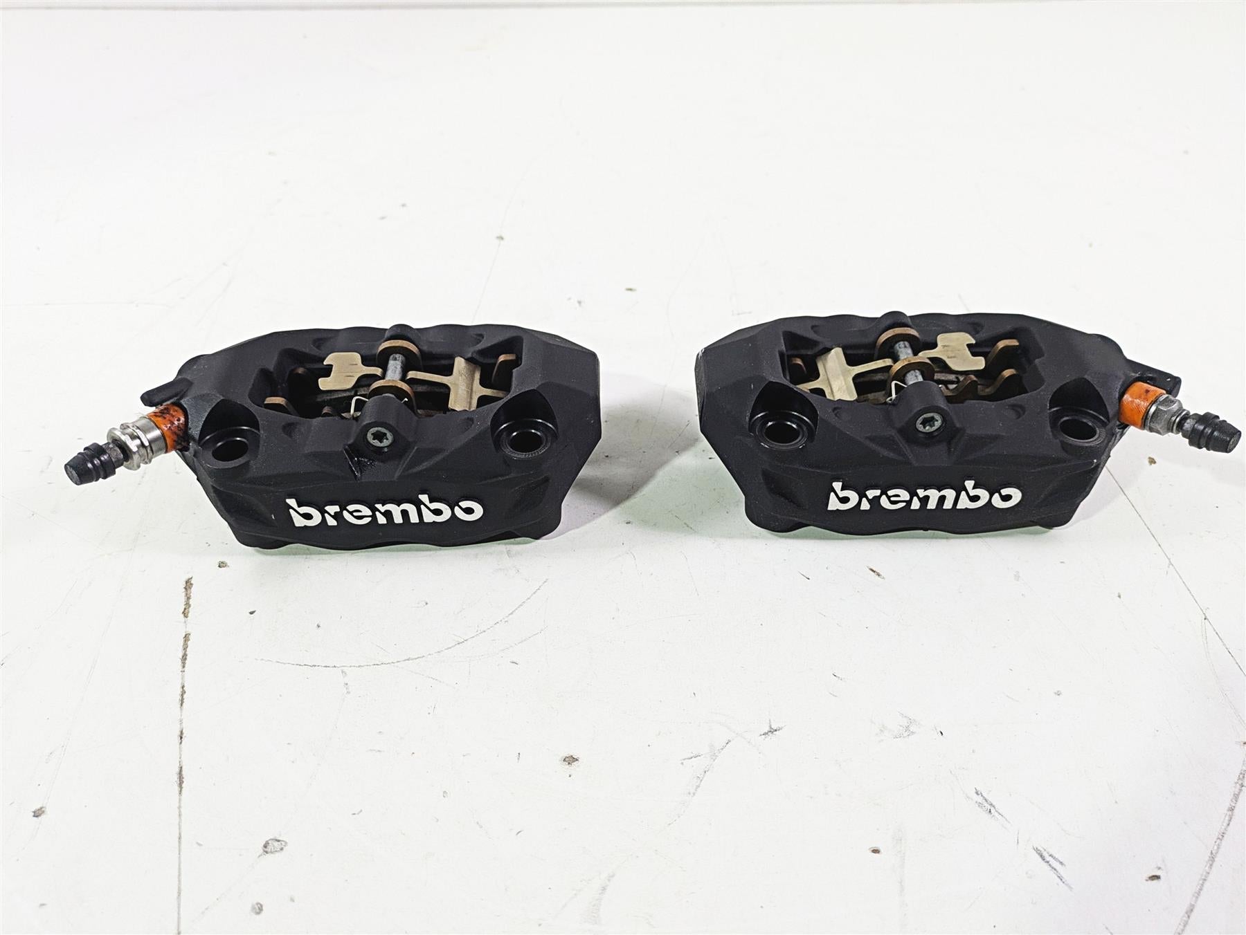 2015 BMW R nineT K21 Brembo Front Brake Caliper Set 100mm - 591 Mi 34118535161 | Mototech271