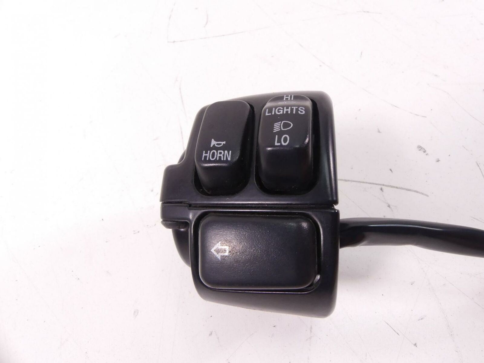 2009 Harley VRSCAW V-Rod Left Control Switch Turn Signal Horn Lights 71682-06A {{ shop.shopifyCountryName }} - Mototech271