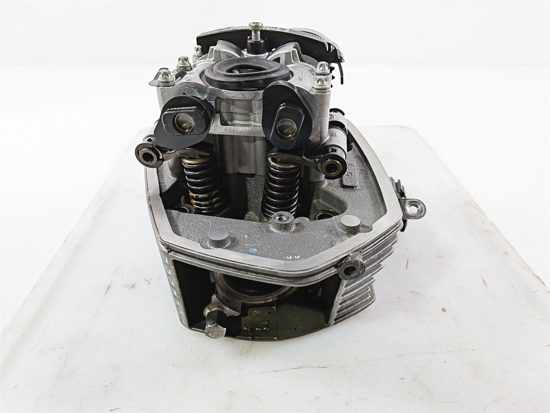 2012 BMW R1200R K27 Left Cylinderhead Cylinder Head 7723603 11127724475 {{ shop.shopifyCountryName }} - Mototech271