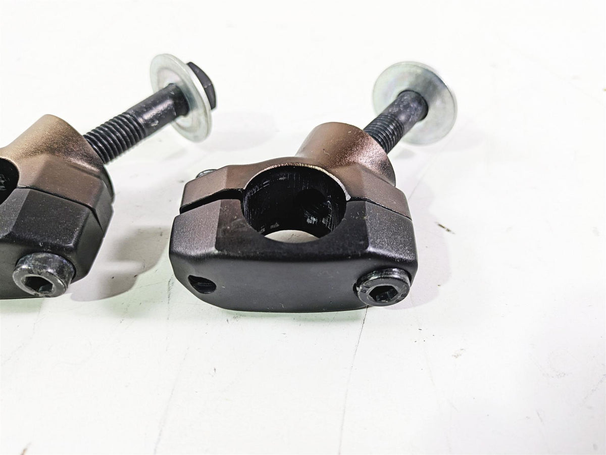 2012 Victory Cross Country Handlebar Holder Riser Set 5136704 5136703 {{ shop.shopifyCountryName }} - Mototech271