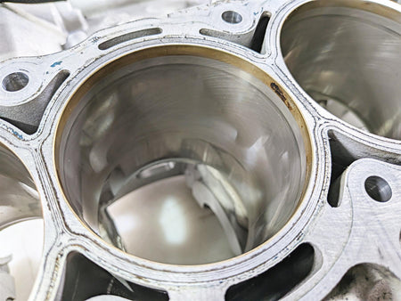 2017 BMW S1000RR K46 Upper Engine Crank Case Cylinder Jugs 11008561534 {{ shop.shopifyCountryName }} - Mototech271