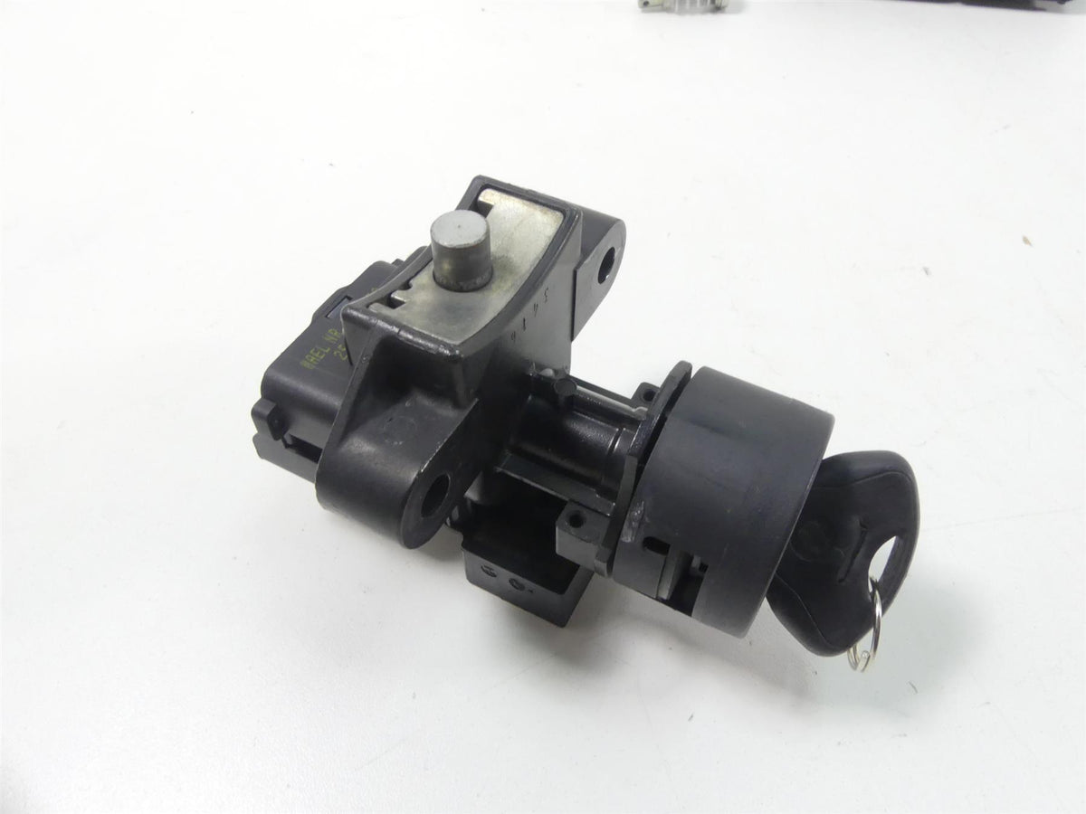 2017 BMW F800GS K72 Cdi Ecu Ecm Ignition Switch Key Lock Set 13618562426 {{ shop.shopifyCountryName }} - Mototech271