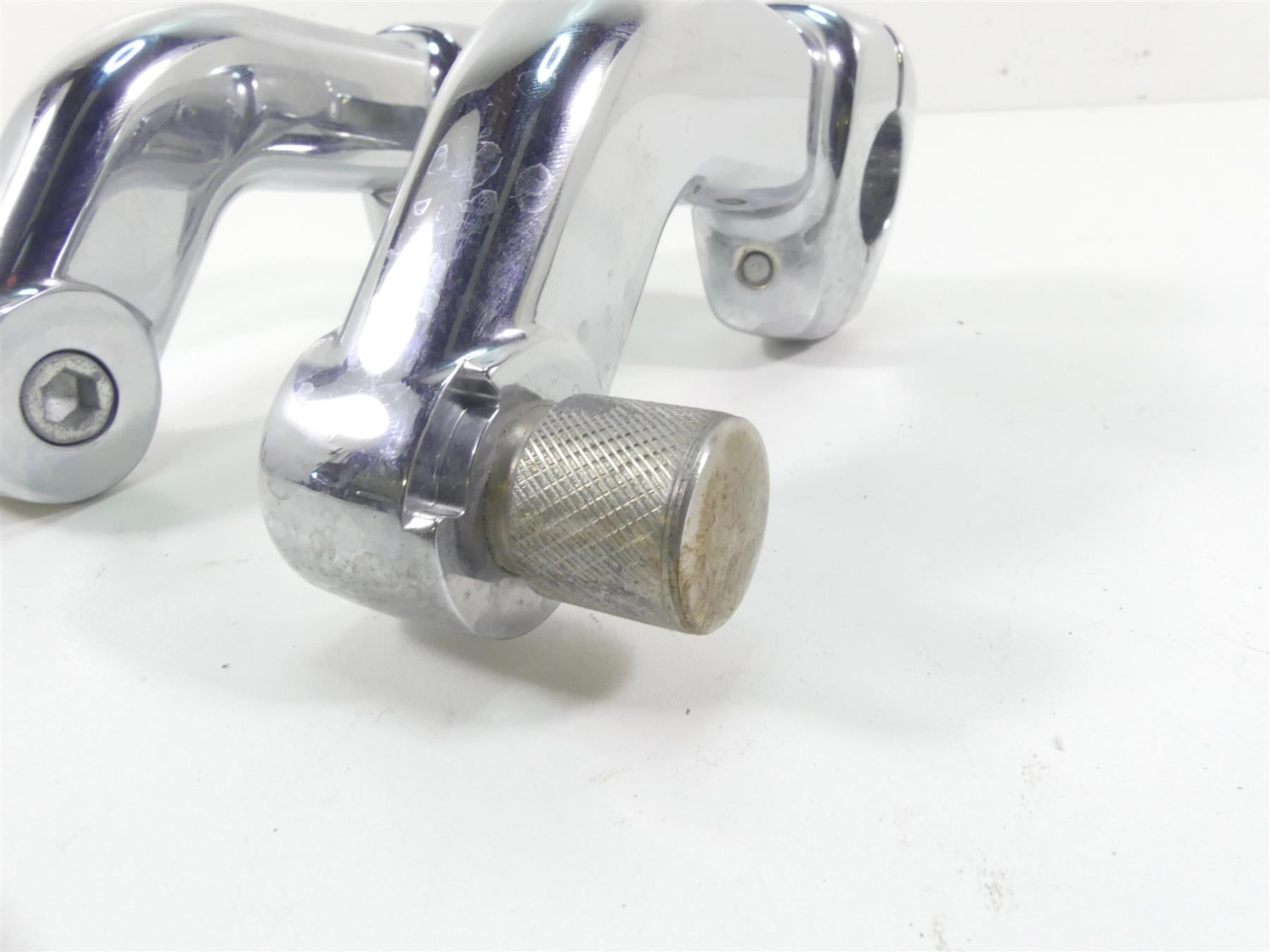 2016 Harley FXDL Dyna Low Rider Handlebar Holder Risers - Read 55900065 55900064 {{ shop.shopifyCountryName }} - Mototech271