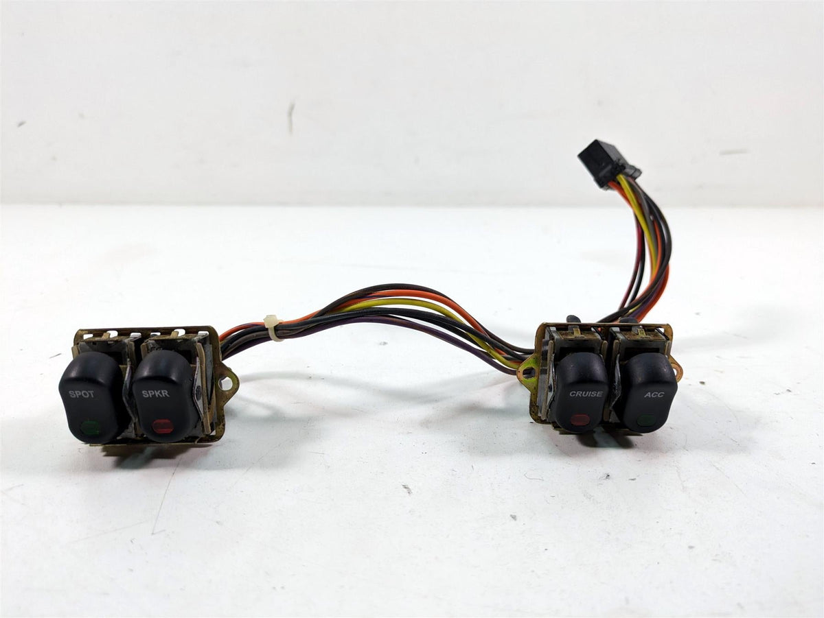 2006 Harley Touring FLHTCUI Electra Glide Auxiliary Switches Set 70279-98 {{ shop.shopifyCountryName }} - Mototech271