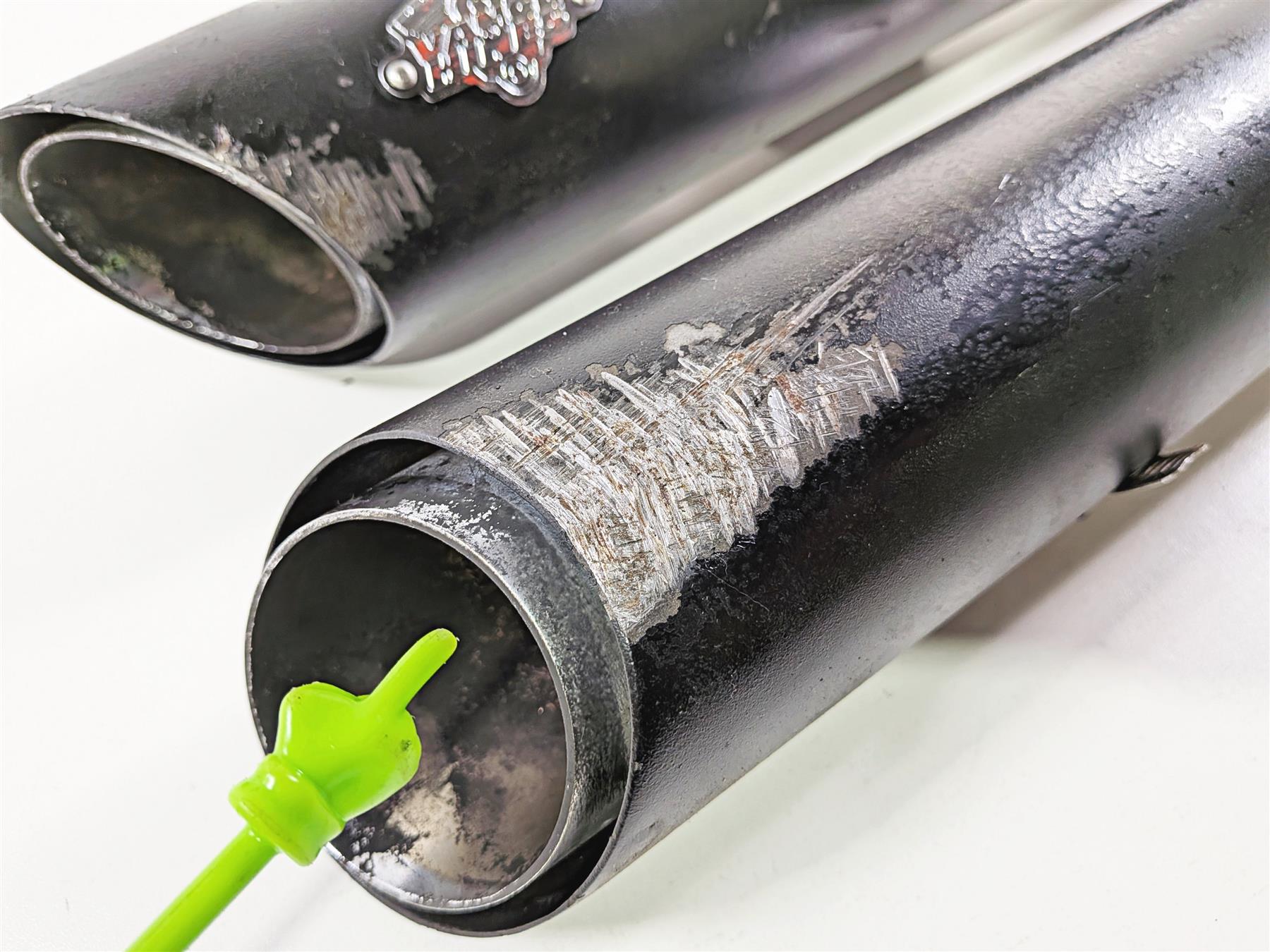 2022 Harley Softail FXLRST Low Rider Vance Hines Slash Cut Slip On Exhaust 1923 {{ shop.shopifyCountryName }} - Mototech271