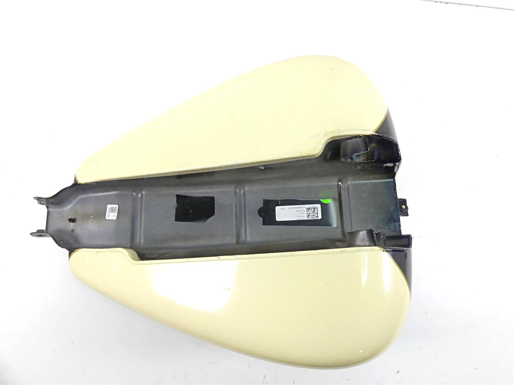 2019 Indian Chieftain Classic Fuel Gas Petrol Tank - Dented 1021997 {{ shop.shopifyCountryName }} - Mototech271