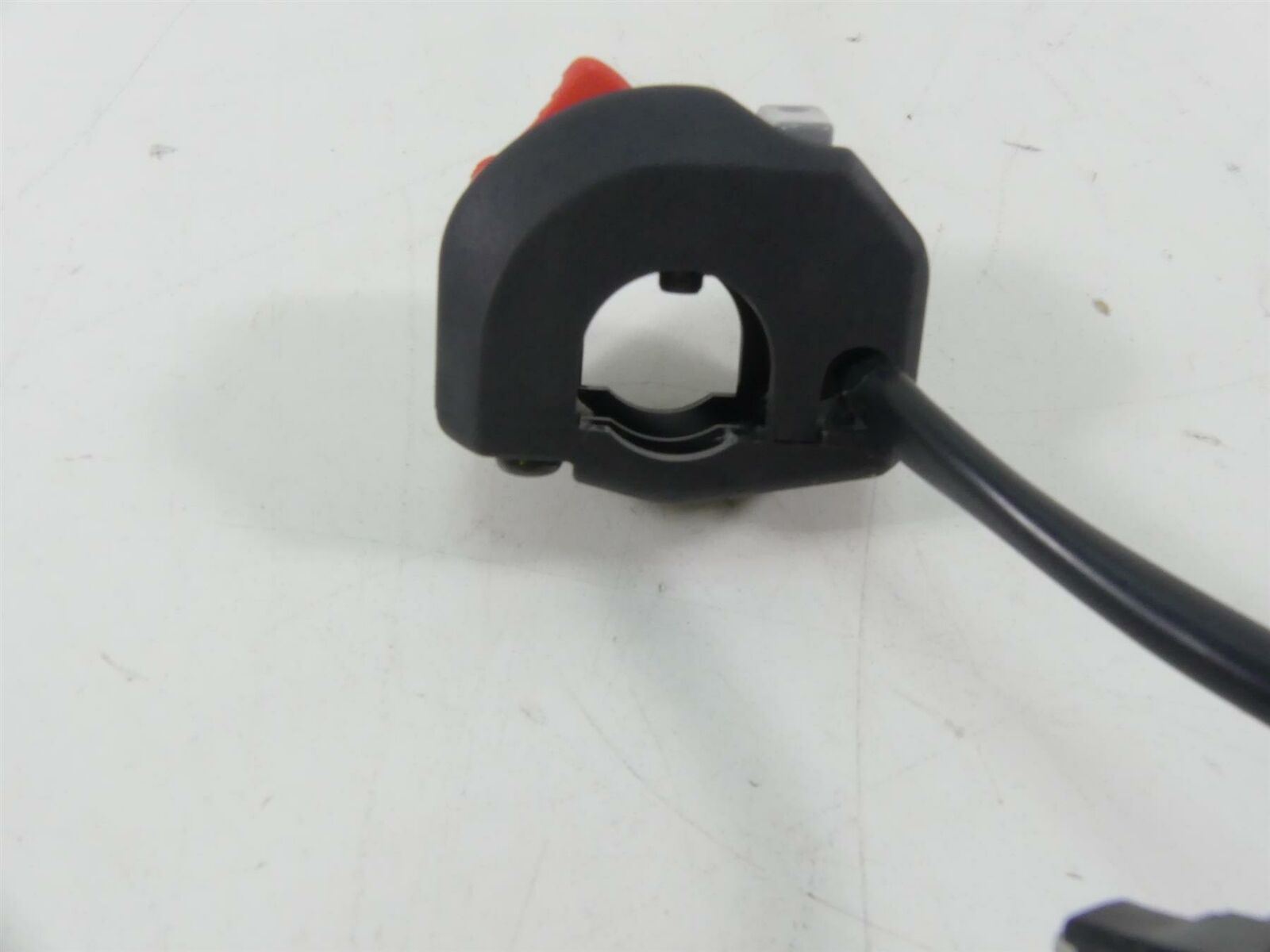 2020 Yamaha VMX17 1700 Right Hand Control Switch Start Kill Stop 2S3-83975-00-00 {{ shop.shopifyCountryName }} - Mototech271