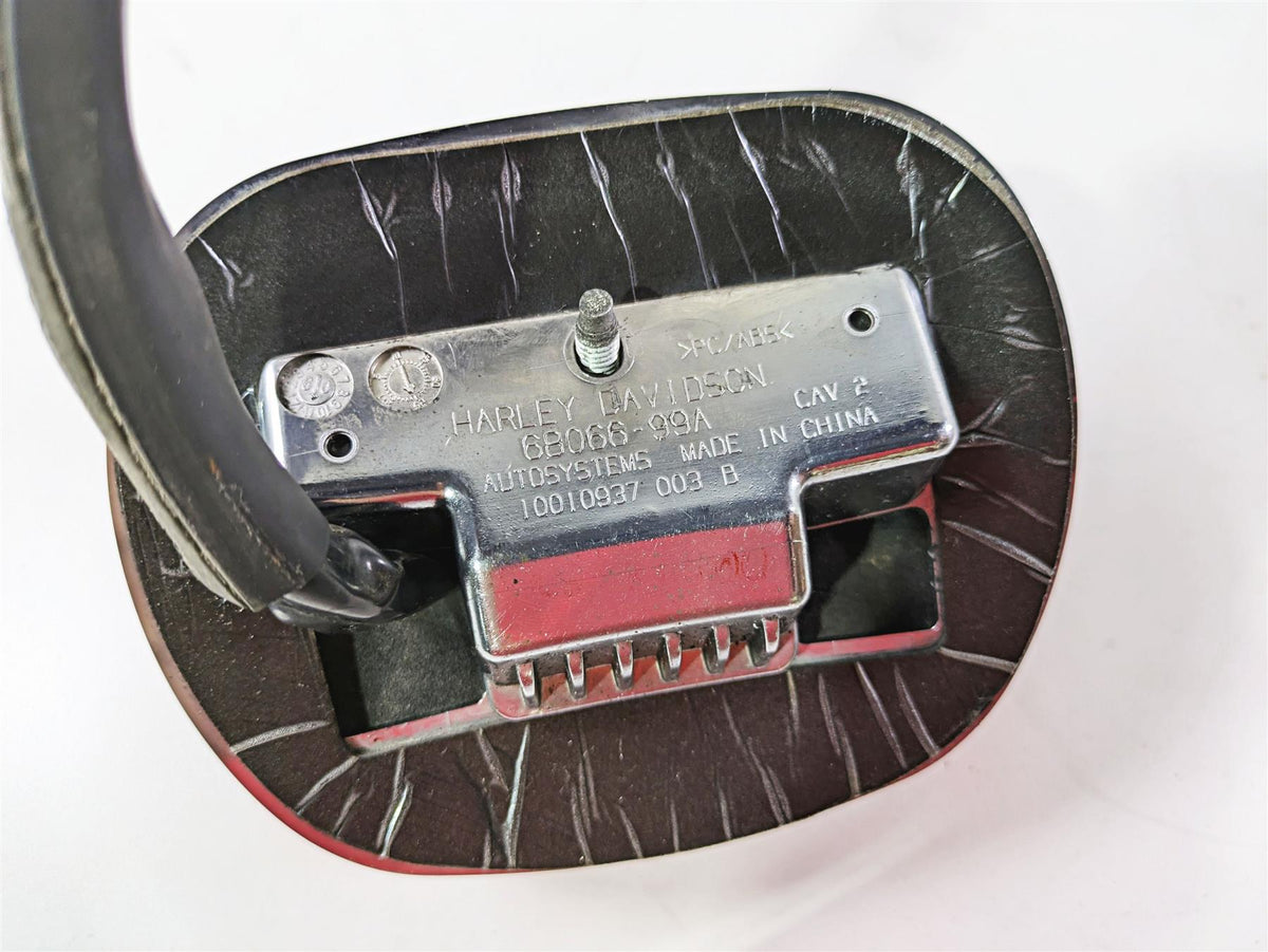 2010 Harley Touring FLHTK Electra Glide Taillight & Wiring 68369-03 68066-99A {{ shop.shopifyCountryName }} - Mototech271