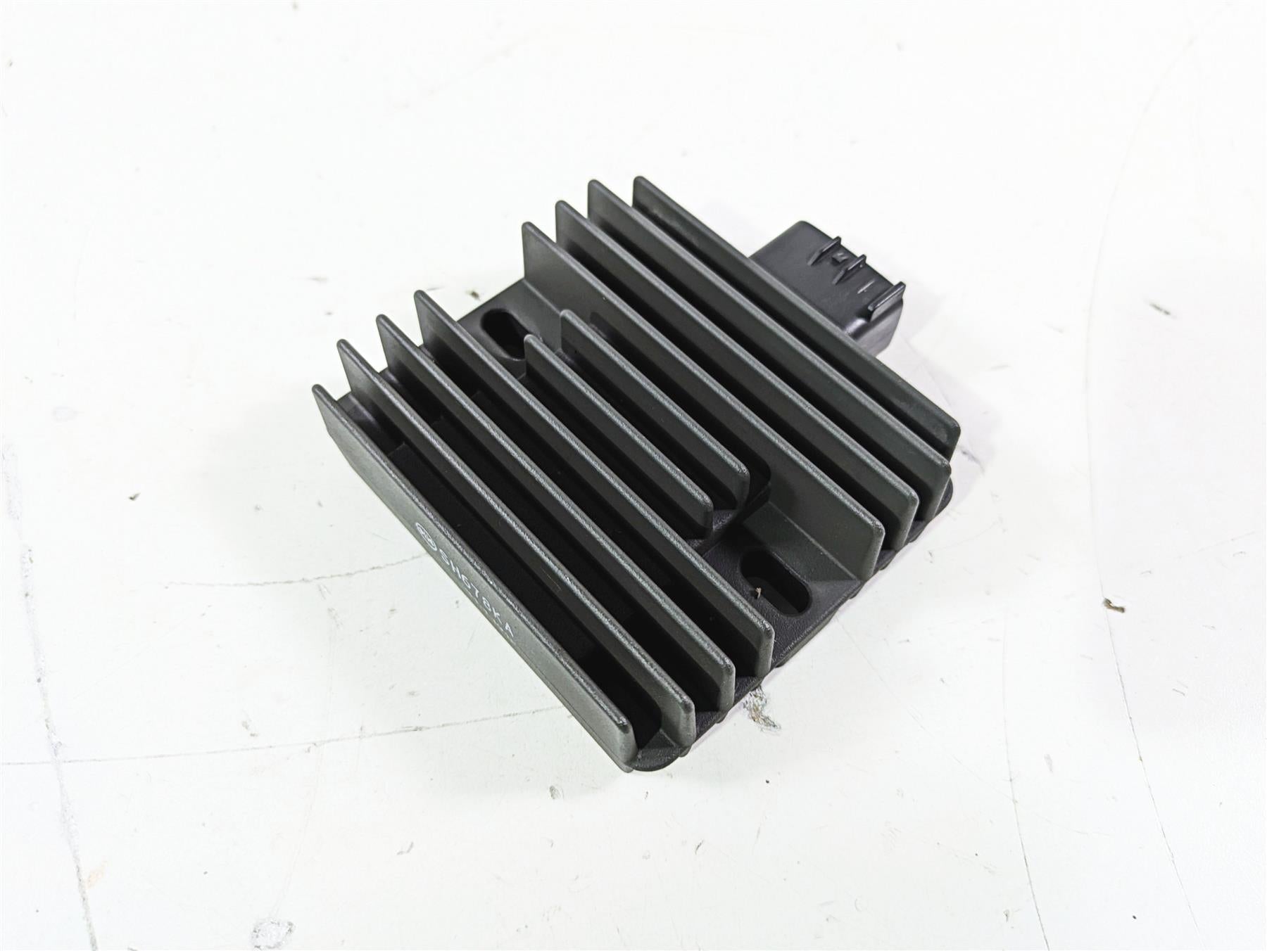 2022 MV Agusta F3 800 Rosso Rectifier Voltage Regulator 8000B3206 SH678KA {{ shop.shopifyCountryName }} - Mototech271