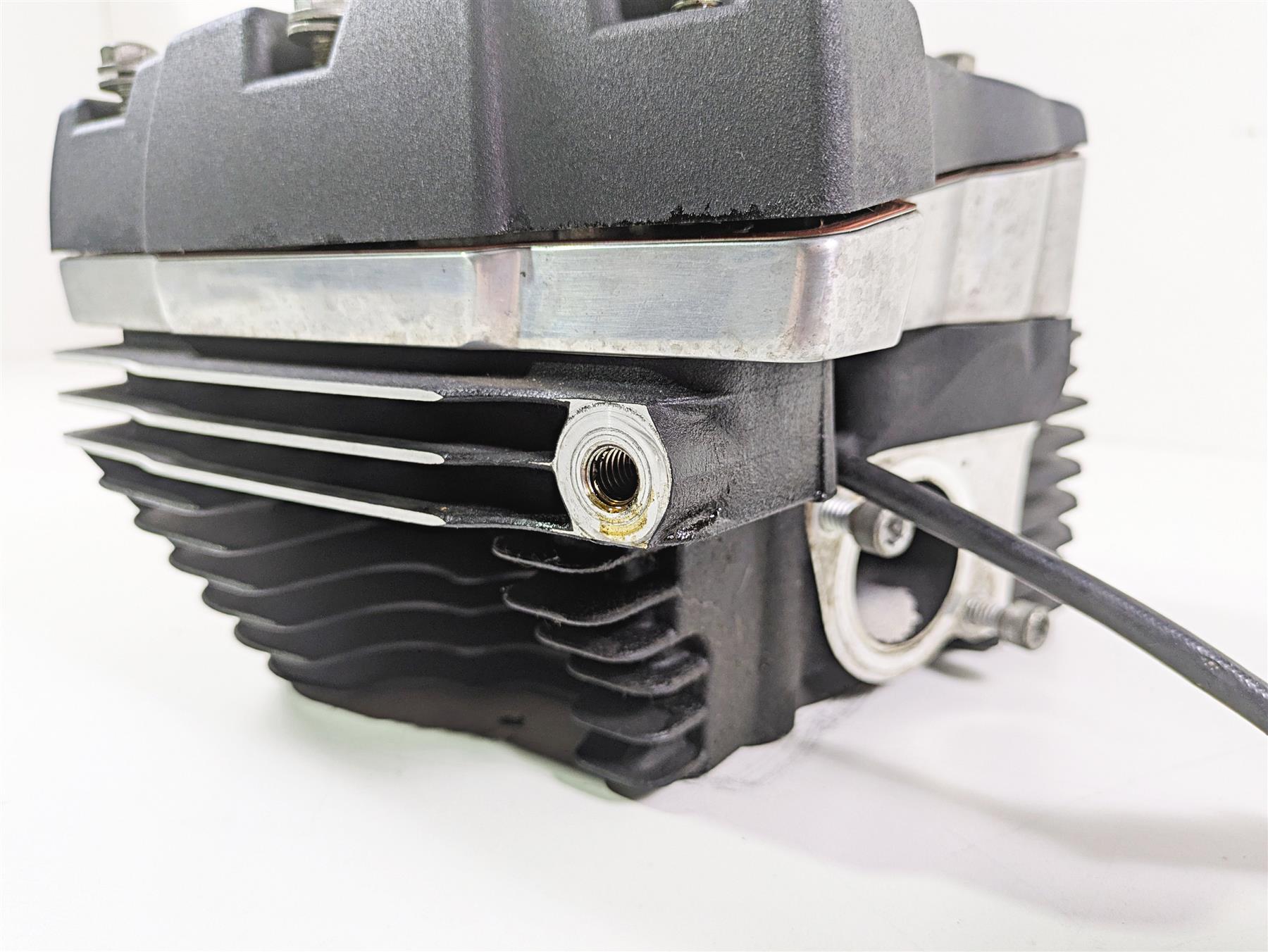 2014 Harley FXDF Dyna Fat Bob Rear Cylinderhead Cylinder Head Set 17179-06 {{ shop.shopifyCountryName }} - Mototech271