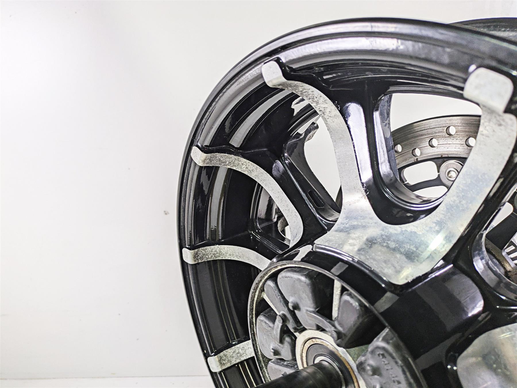 2018 Indian Chieftain Limited Straight Rear Wheel Rim 16x5 1523060 {{ shop.shopifyCountryName }} - Mototech271
