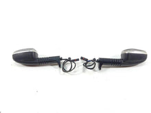Load image into Gallery viewer, 2009 BMW R1200GS K255 Adv Front Blinker Turn Signal Set 63137667771 | Mototech271
