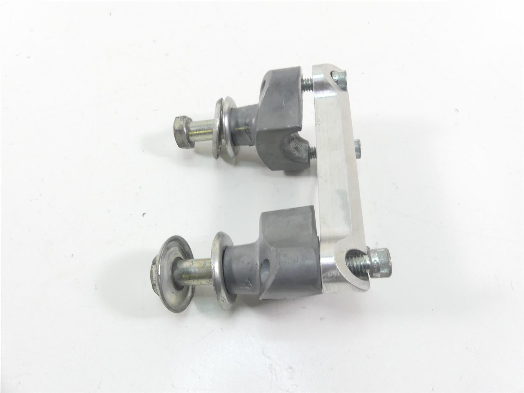2005 Harley Touring FLHRSI Road King Handlebar Risers + One Piece Clamp 56149-88 {{ shop.shopifyCountryName }} - Mototech271