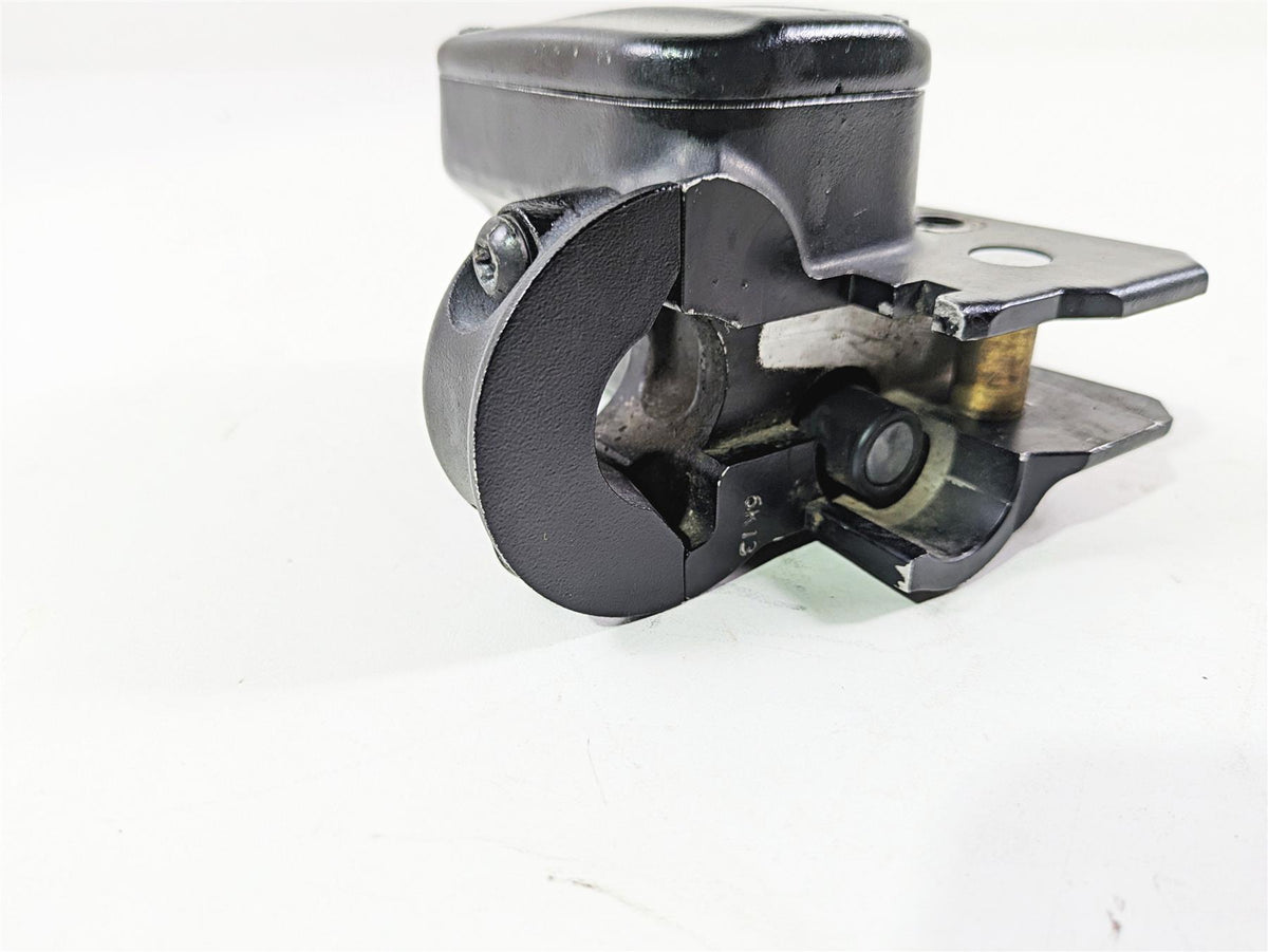 2017 Harley Softail Heritage Classic FLSTC Front Brake Master Cylinder 41700233 {{ shop.shopifyCountryName }} - Mototech271