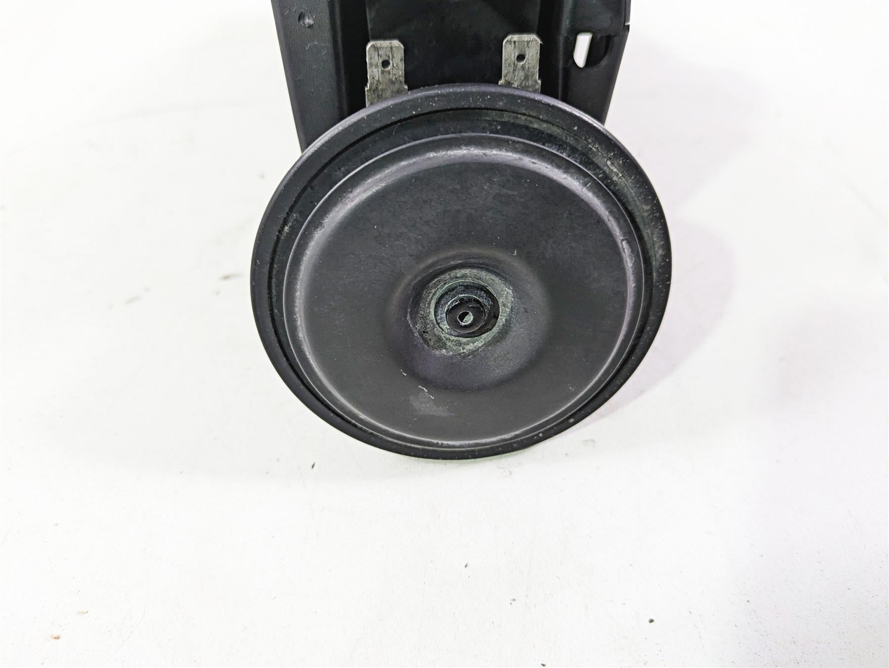 2021 Harley Softail FXST Standard Horn & Wiring Box 69202599 69000095 {{ shop.shopifyCountryName }} - Mototech271