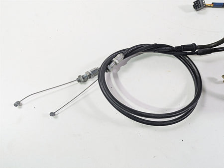2006 Suzuki GSXR1000 K6 Right Hand Control Switch & Throttle Cables 37200-41G80 {{ shop.shopifyCountryName }} - Mototech271