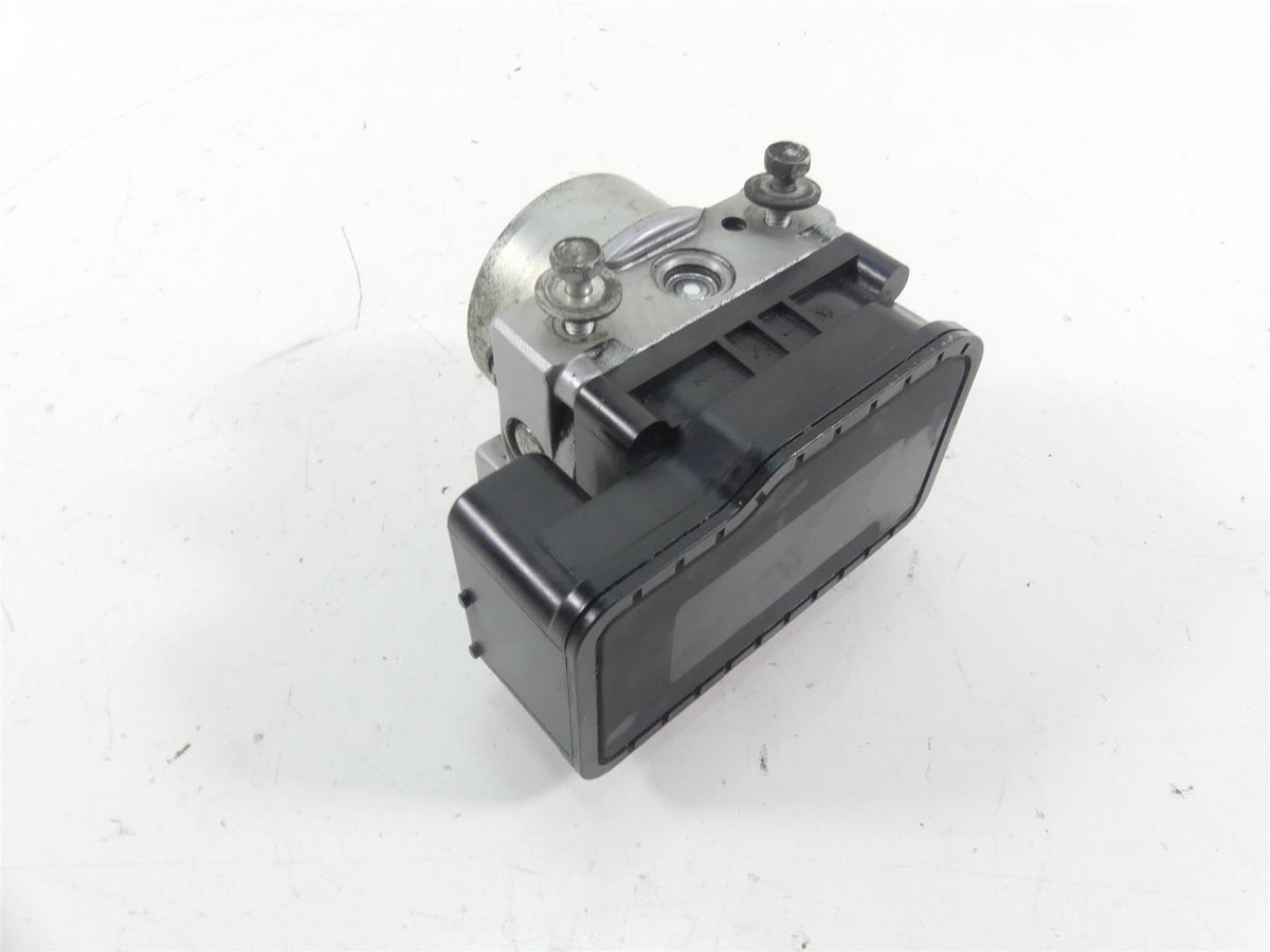 2013 Victory Cross Country Abs Brake Pump Unit Module 1911694 {{ shop.shopifyCountryName }} - Mototech271