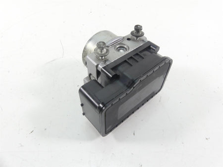 2013 Victory Cross Country Abs Brake Pump Unit Module 1911694 {{ shop.shopifyCountryName }} - Mototech271