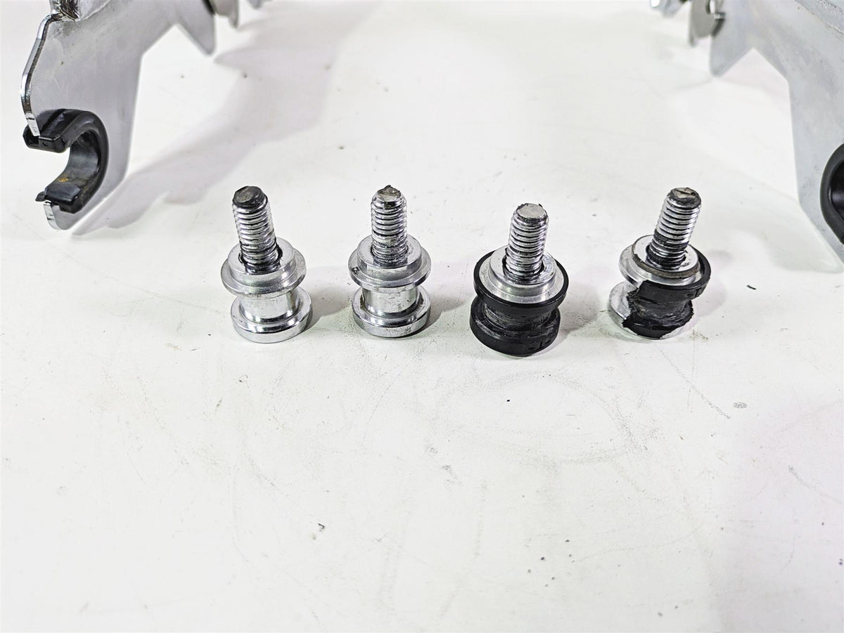 2020 Harley Softail FXST Standard Hold Fast Sissybar Rail & Mount Kit 52300432 {{ shop.shopifyCountryName }} - Mototech271