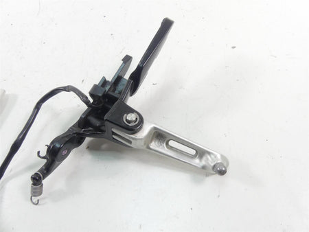 2017 Triumph Thruxton 1200 R Right Front Footpeg Foot Peg + Bracket T2081084 {{ shop.shopifyCountryName }} - Mototech271