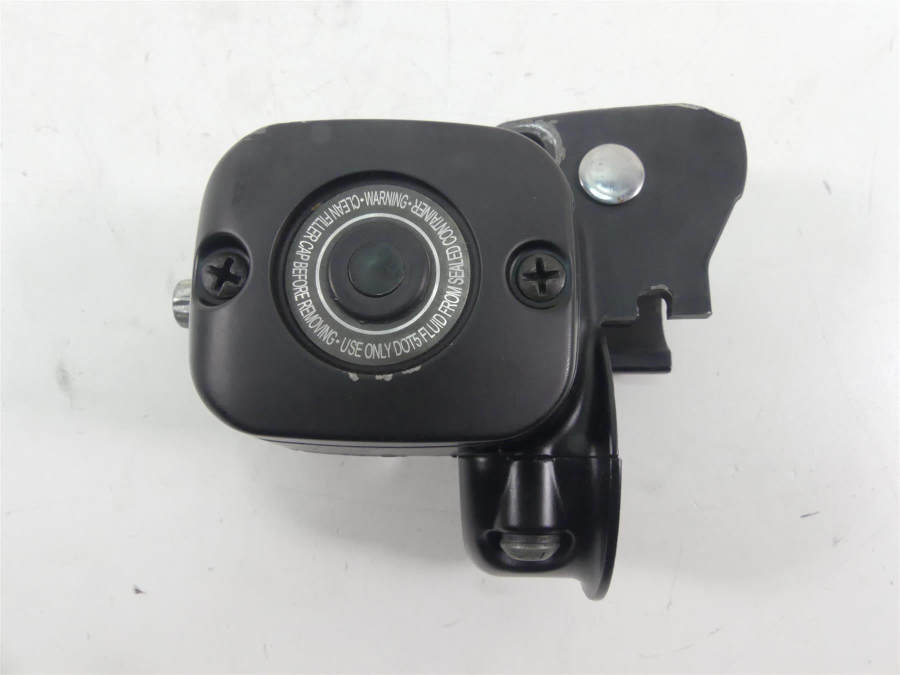 2005 Harley Dyna FXDLI Low Rider Front Brake Master Cylinder 9/16 45019-96F {{ shop.shopifyCountryName }} - Mototech271
