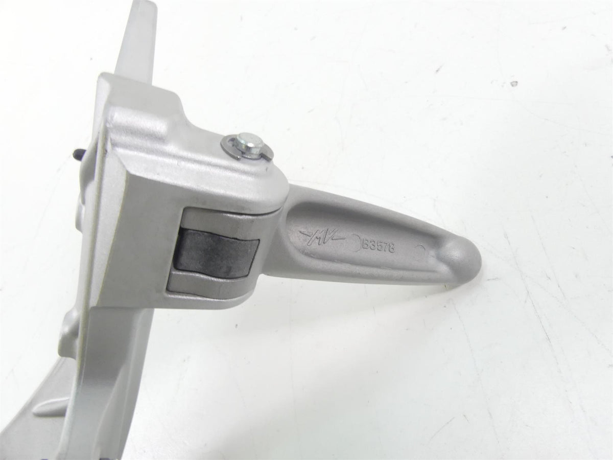 2018 Mv Agusta Brutale 800 RR Right Footpeg Foot Peg Mount Bracket Set 8AA0C1686 {{ shop.shopifyCountryName }} - Mototech271