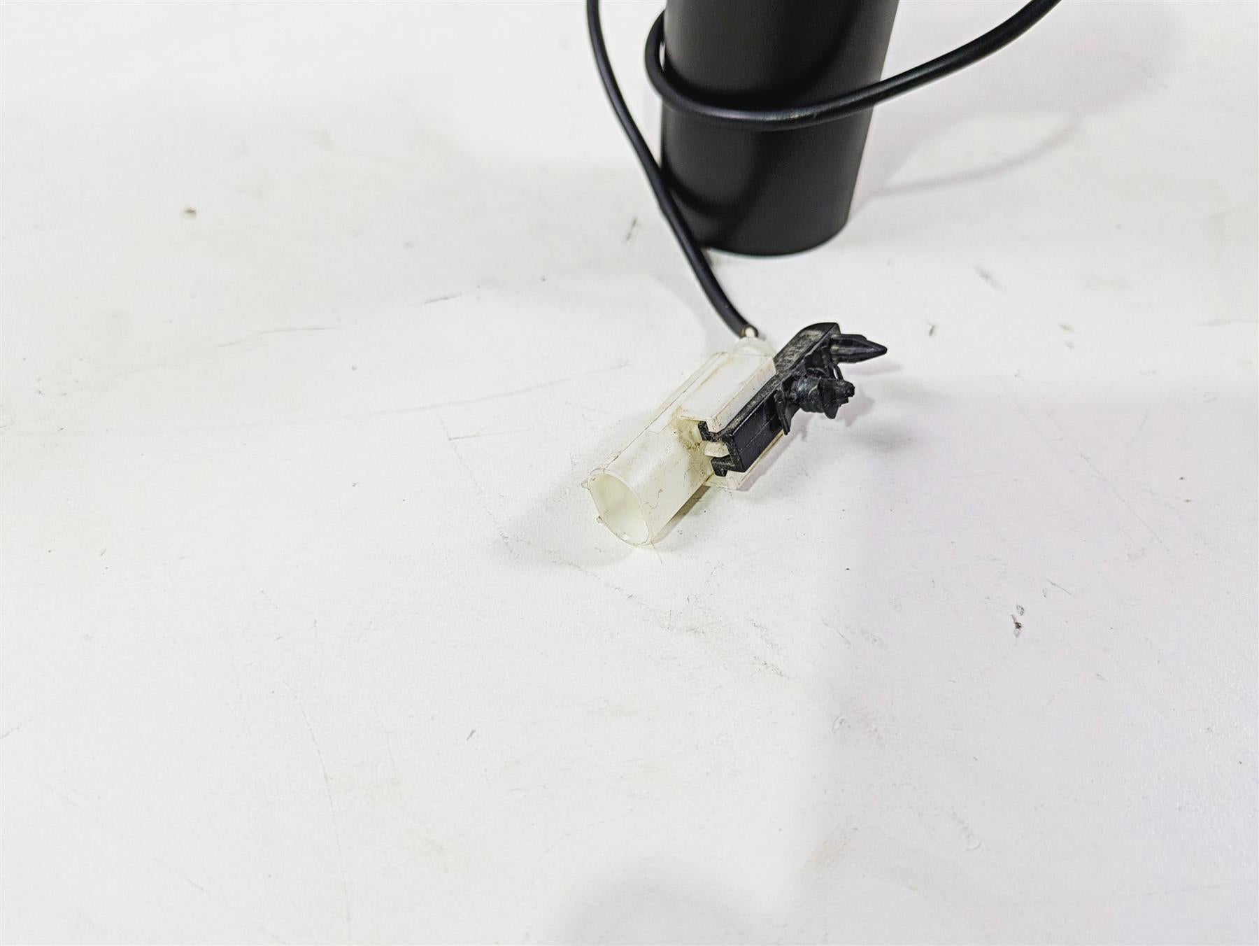 2015 BMW R1200 GS Adv K51 Keyless Ride Fuel Gas Tank Cap 16118552148 {{ shop.shopifyCountryName }} - Mototech271