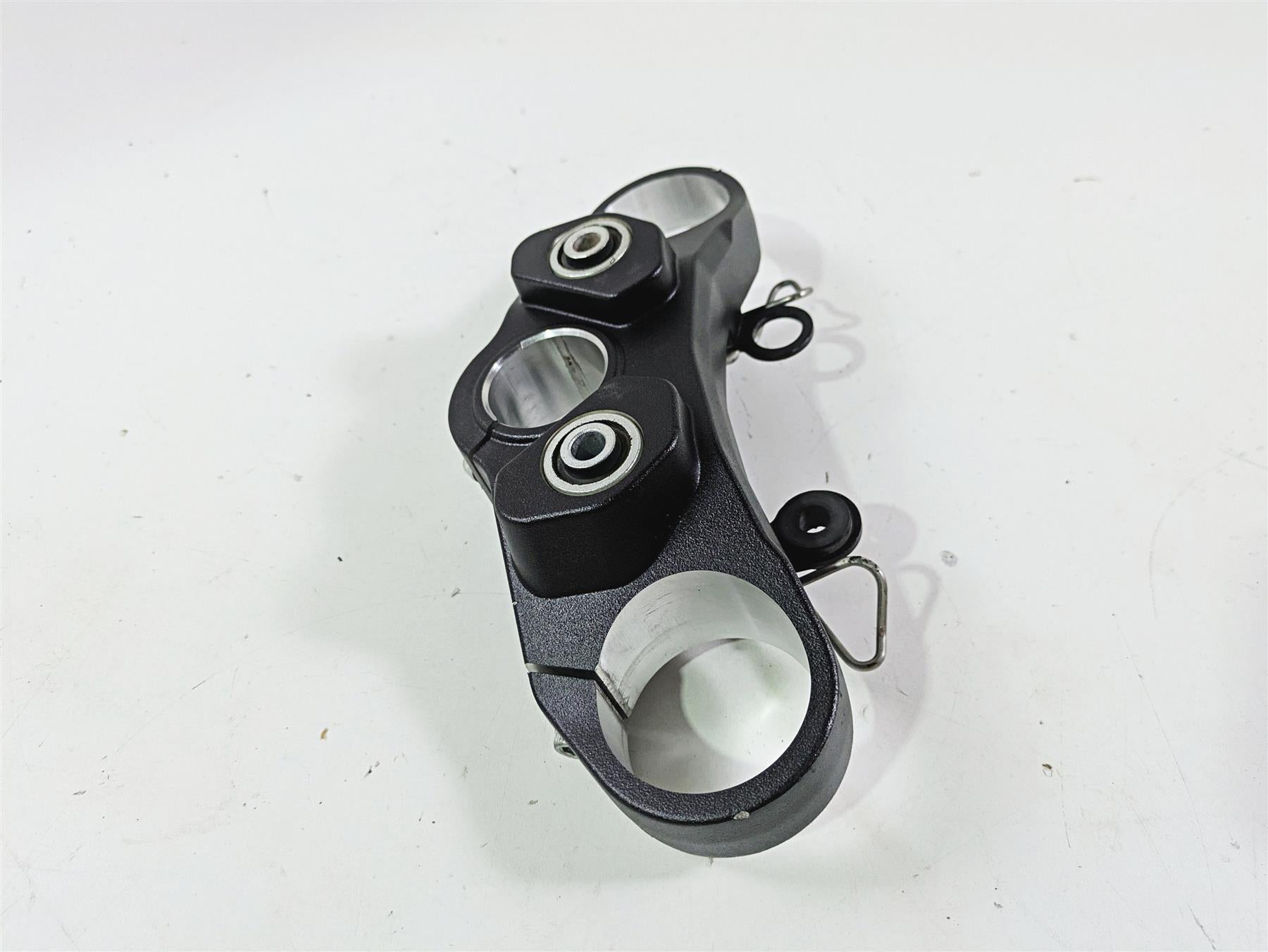 2016 Ducati Monster 1200 S Upper Triple Tree Steering Clamp 34111001AC {{ shop.shopifyCountryName }} - Mototech271