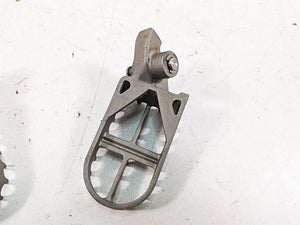 2007 BMW R1200GS K255 Adv Front Footpeg Foot Peg Rest Set 46717694557 | Mototech271