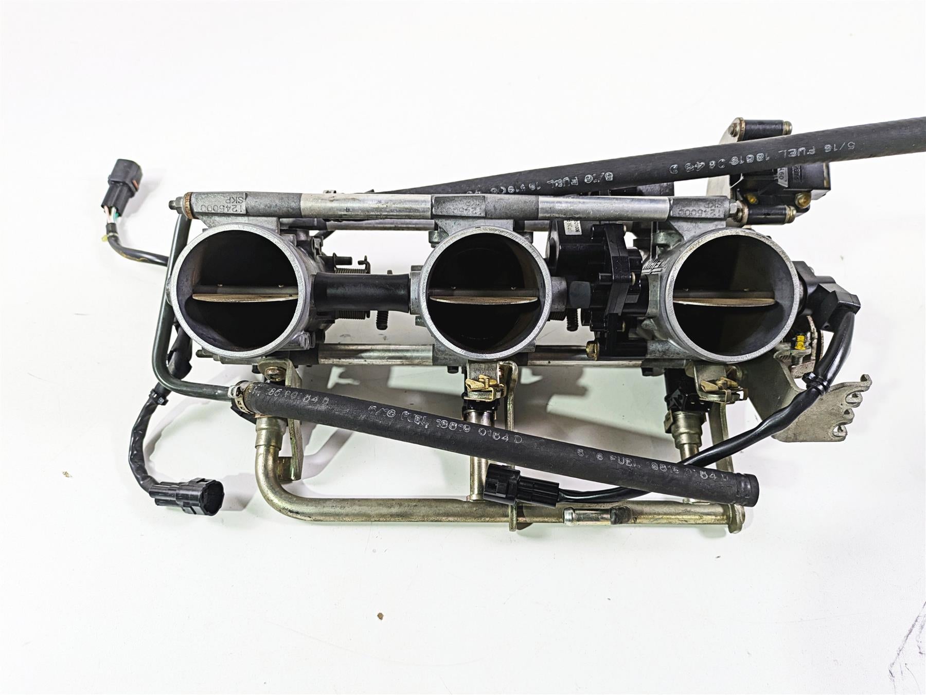 2006 Triumph Rocket 3 Throttle Body Fuel Injection - Keihin Tested T1245100 {{ shop.shopifyCountryName }} - Mototech271