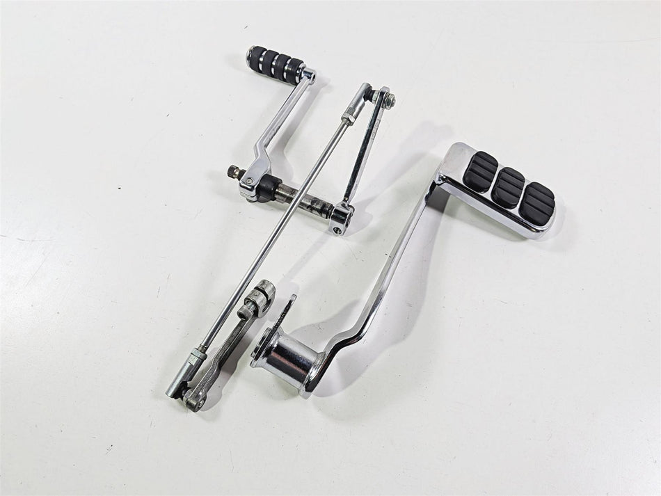 2004 Harley Touring FLTRI Road Glide Chrome Shifter & Rear Brake Pedal 33895-82EP-Mototech271