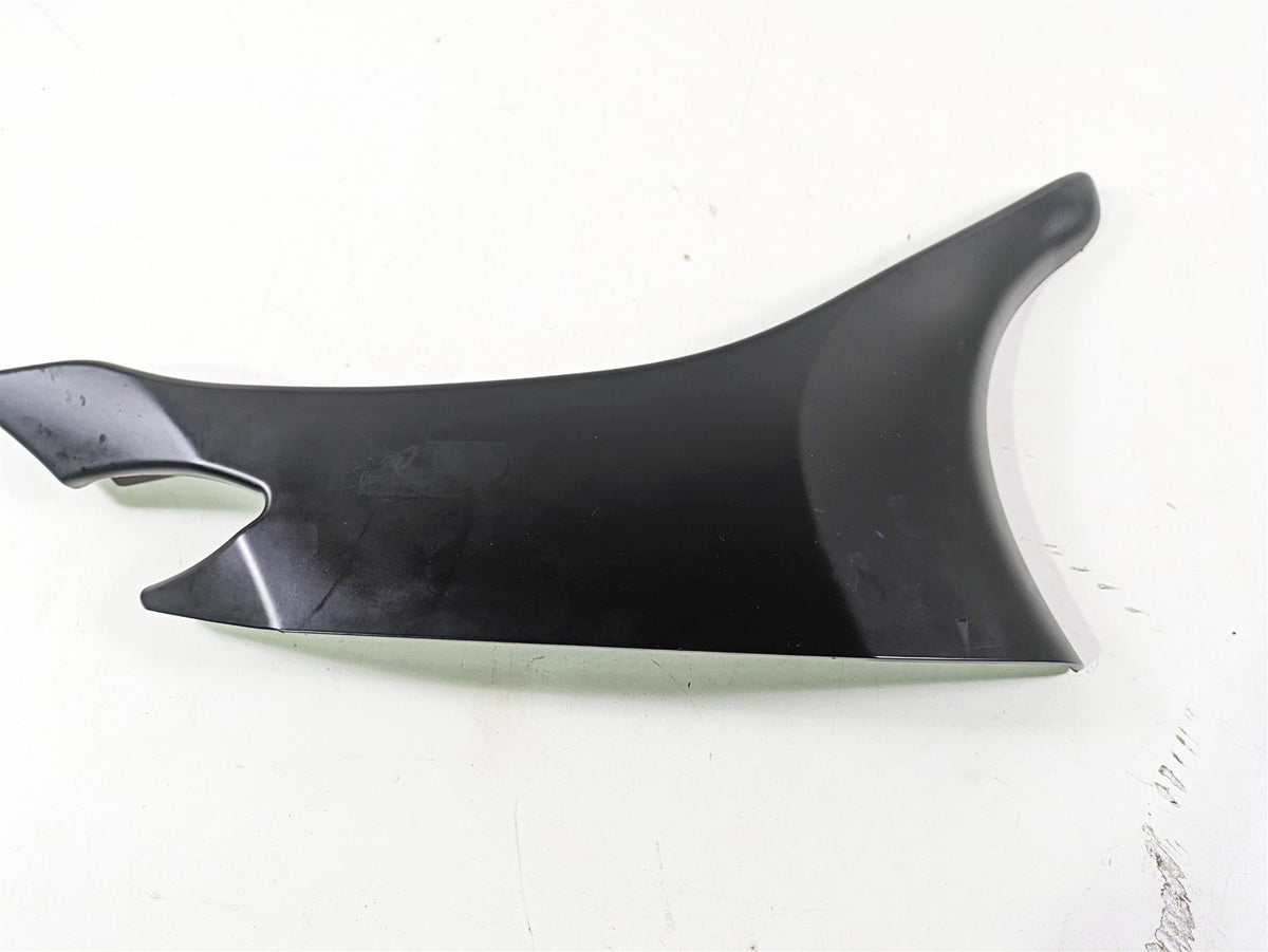 2018 Indian Chieftain Dark Horse Right Upper Side Cover Fairing 5450243 {{ shop.shopifyCountryName }} - Mototech271