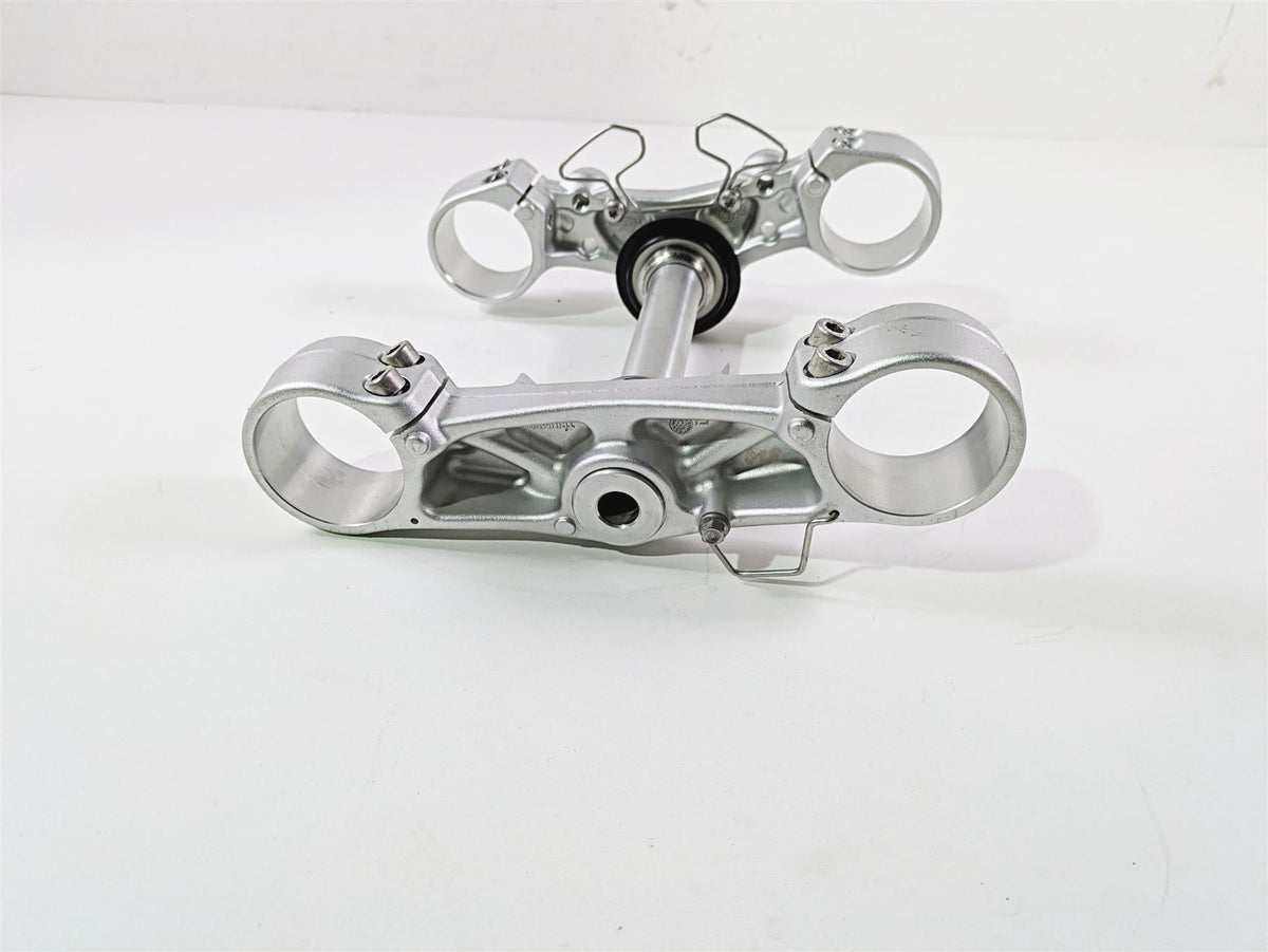 2024 Triumph Tiger 900 GT Lower Upper Triple Tree Steering Clamp Stem T2042968 {{ shop.shopifyCountryName }} - Mototech271
