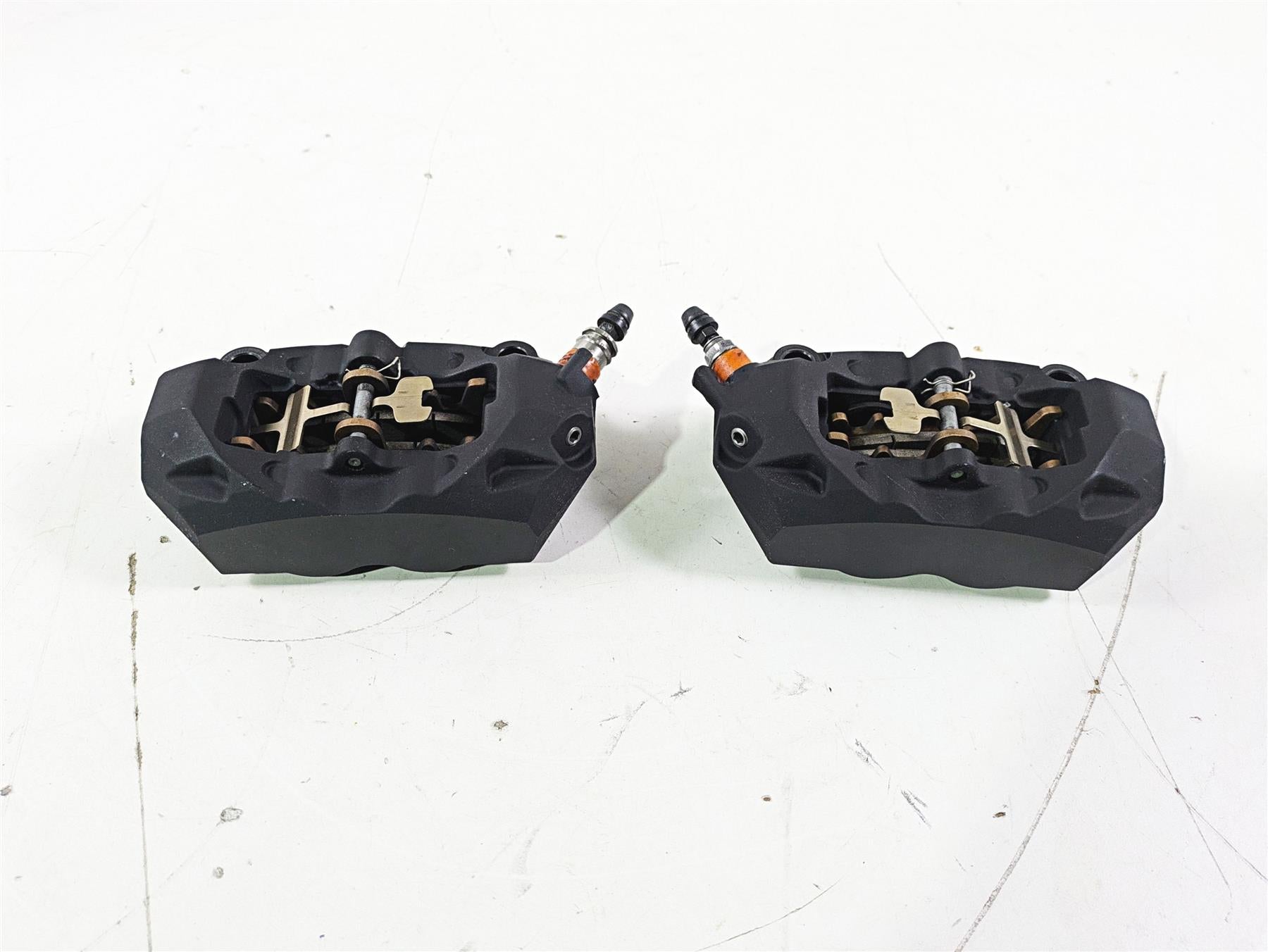 2015 BMW R nineT K21 Brembo Front Brake Caliper Set 100mm - 591 Mi 34118535161 {{ shop.shopifyCountryName }} - Mototech271
