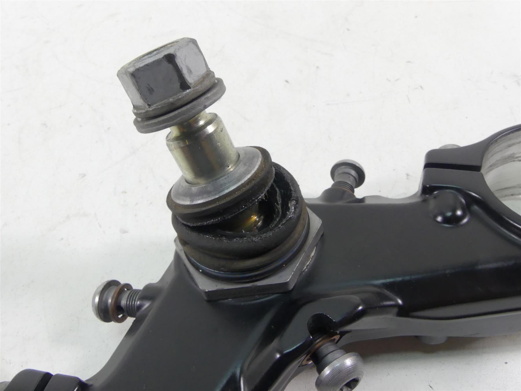 2013 BMW R1200GS K255 Adventure Lower Triple Tree Clamp 58mm 31427718343 {{ shop.shopifyCountryName }} - Mototech271