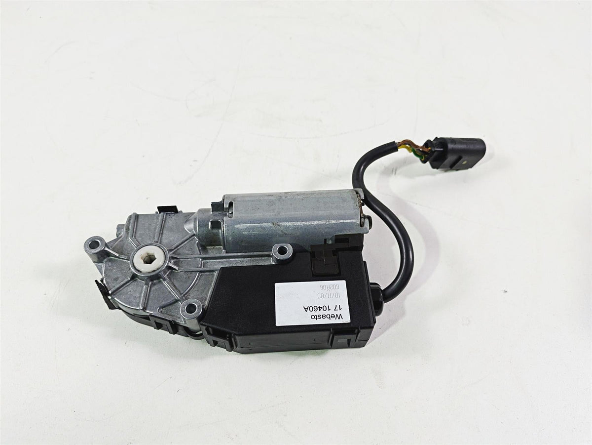 2010 BMW R1200RT K26 Webasto Windshield Screen Adjuster - Read 46637681433 {{ shop.shopifyCountryName }} - Mototech271