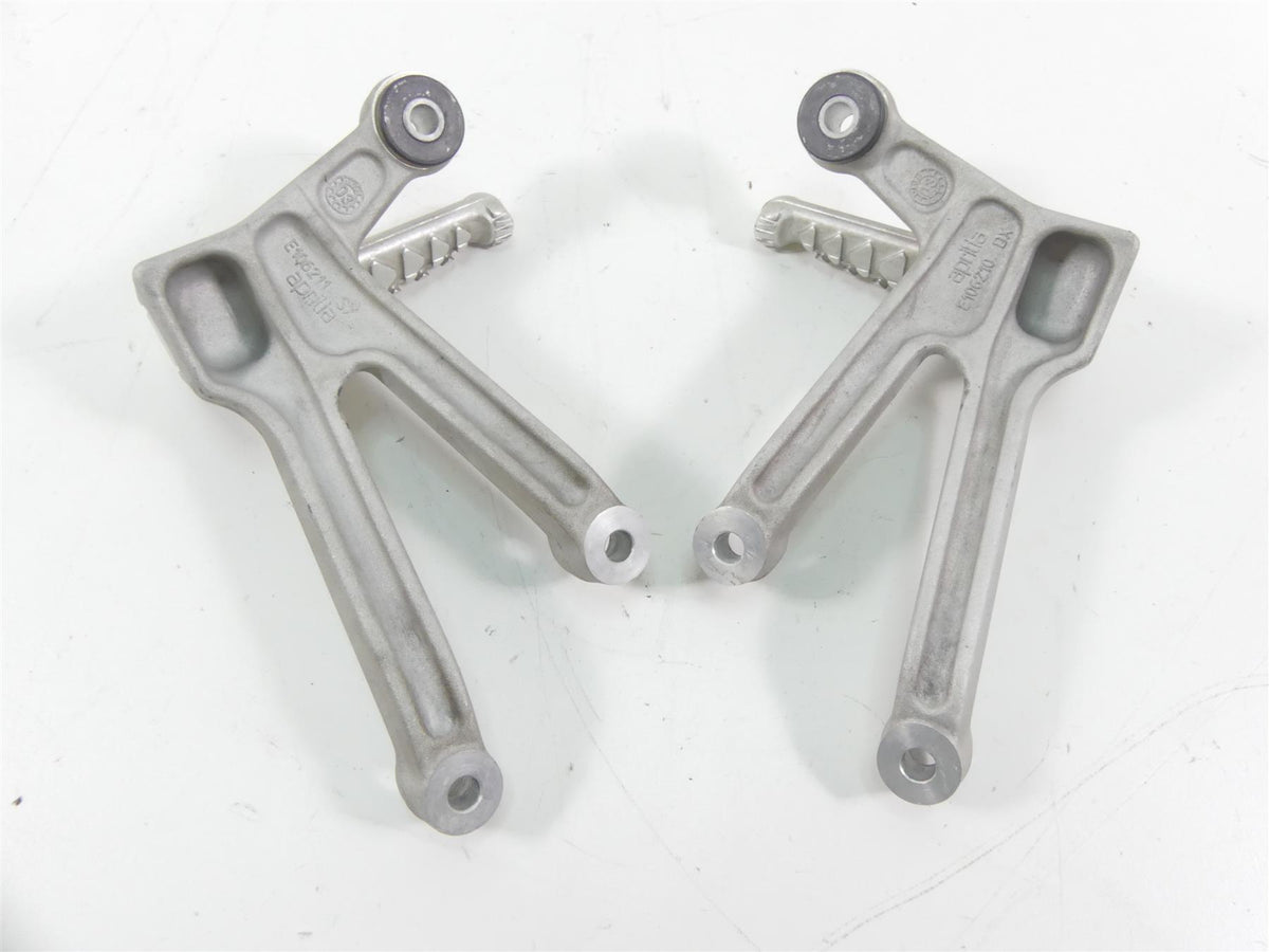 2004 Aprilia RSV 2 1000R Mille Rear Passenger Footpeg Set AP8134786 AP8134830 {{ shop.shopifyCountryName }} - Mototech271