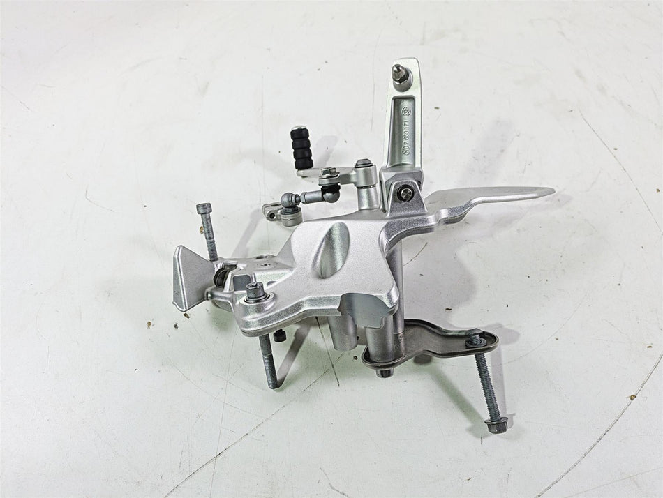 2016 BMW F800R K73 Left Rider Foot Peg Shifter Set 8527863 46718534959 {{ shop.shopifyCountryName }} - Mototech271