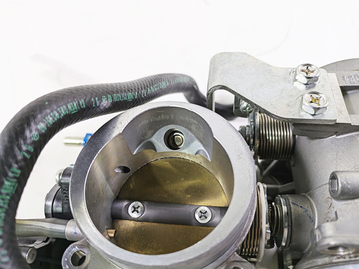 2016 Suzuki M109R VZR1800 Boulevard Mikuni Throttle Body Bodies 13405-48G30 {{ shop.shopifyCountryName }} - Mototech271