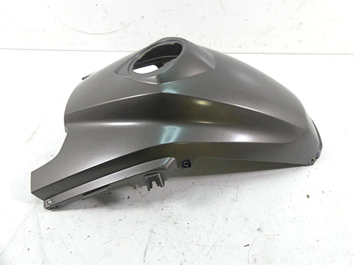 2009 BMW R1200 GS K25 Fuel Gas Petrol Tank Center Cover Fairing 46637693425 | Mototech271