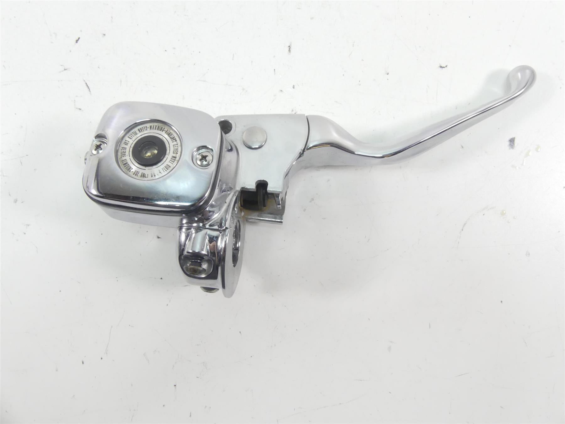 2005 Harley Touring CVO FLHTC SE Electra Glide Front Brake Ma Cylinder 46431-05 {{ shop.shopifyCountryName }} - Mototech271