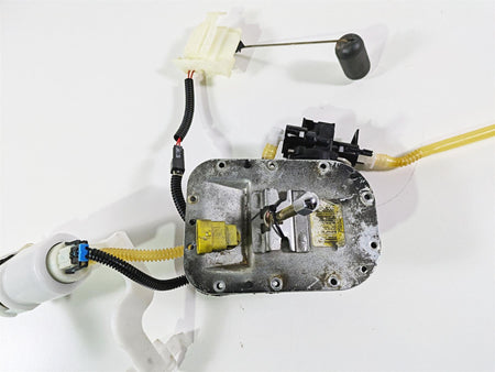 2009 Harley FLSTSB Cross Bones Fuel Gas Petrol Pump - Tested 75284-08A 75252-08 {{ shop.shopifyCountryName }} - Mototech271
