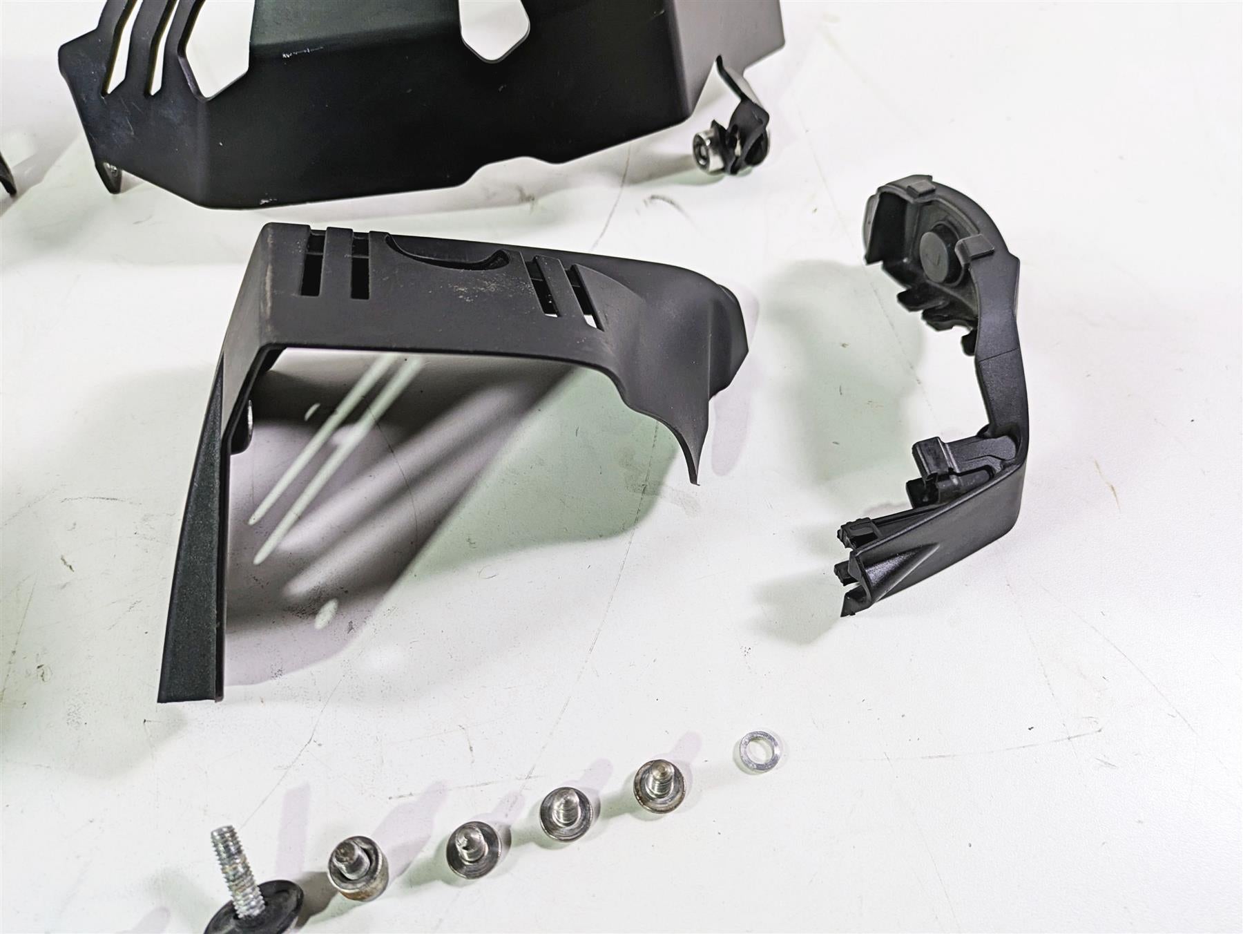 2012 BMW R1200R K27 Cylinder Head Cylinderhead Protector Guard Set {{ shop.shopifyCountryName }} - Mototech271
