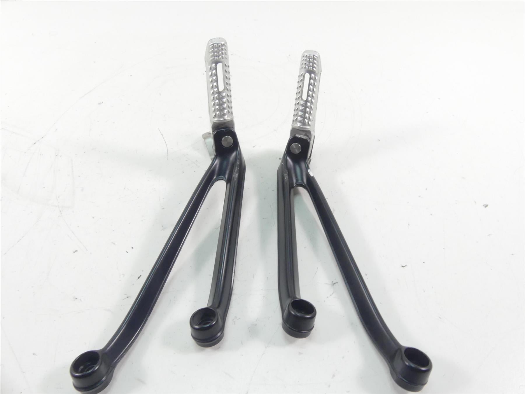 2012 BMW S1000RR K46 Rear Passenger Foot Peg Footpeg Rest Set 8521681 8521680 {{ shop.shopifyCountryName }} - Mototech271