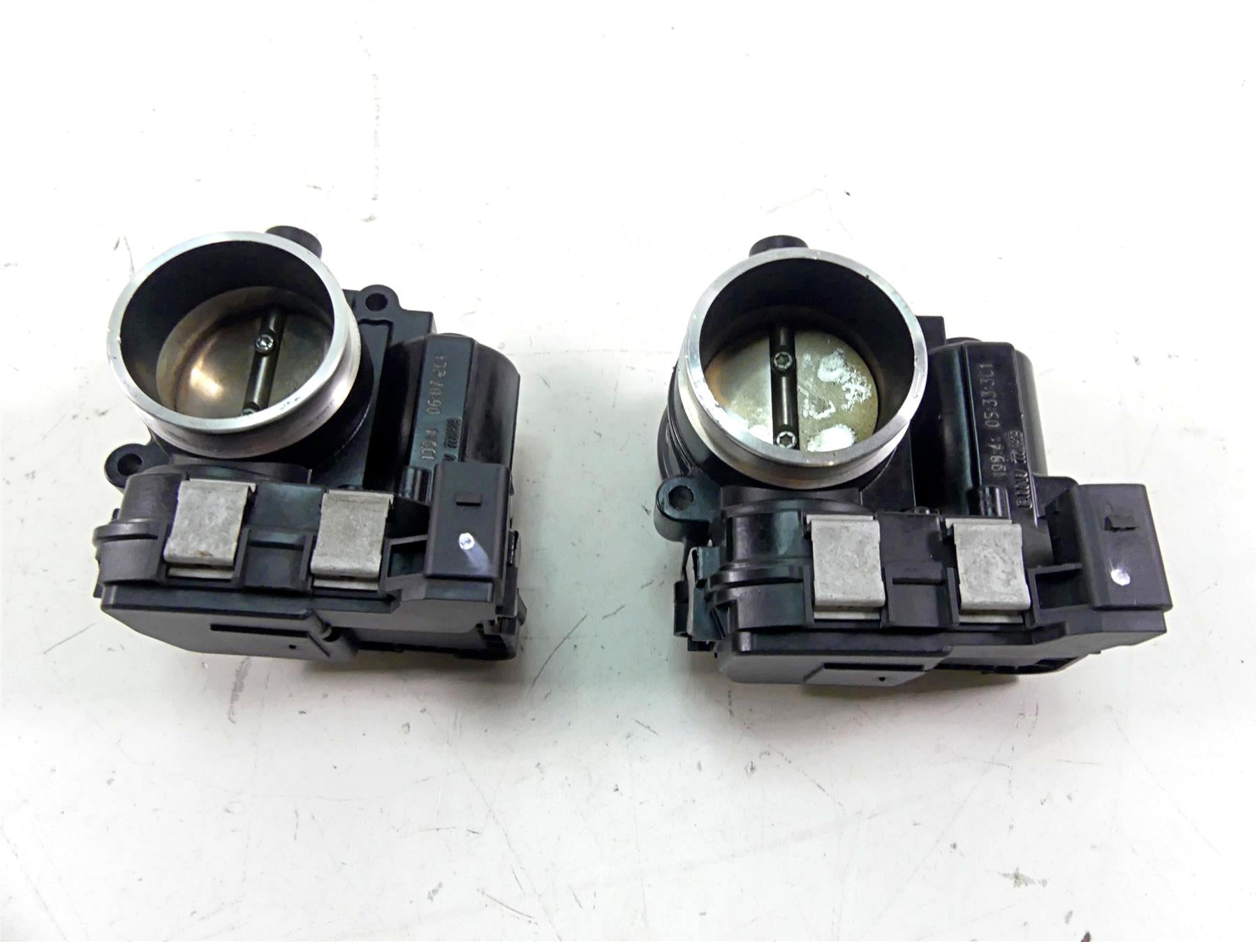 2015 BMW R1200GS GSW K50 Throttle Body Bodies Set 13548564959 {{ shop.shopifyCountryName }} - Mototech271