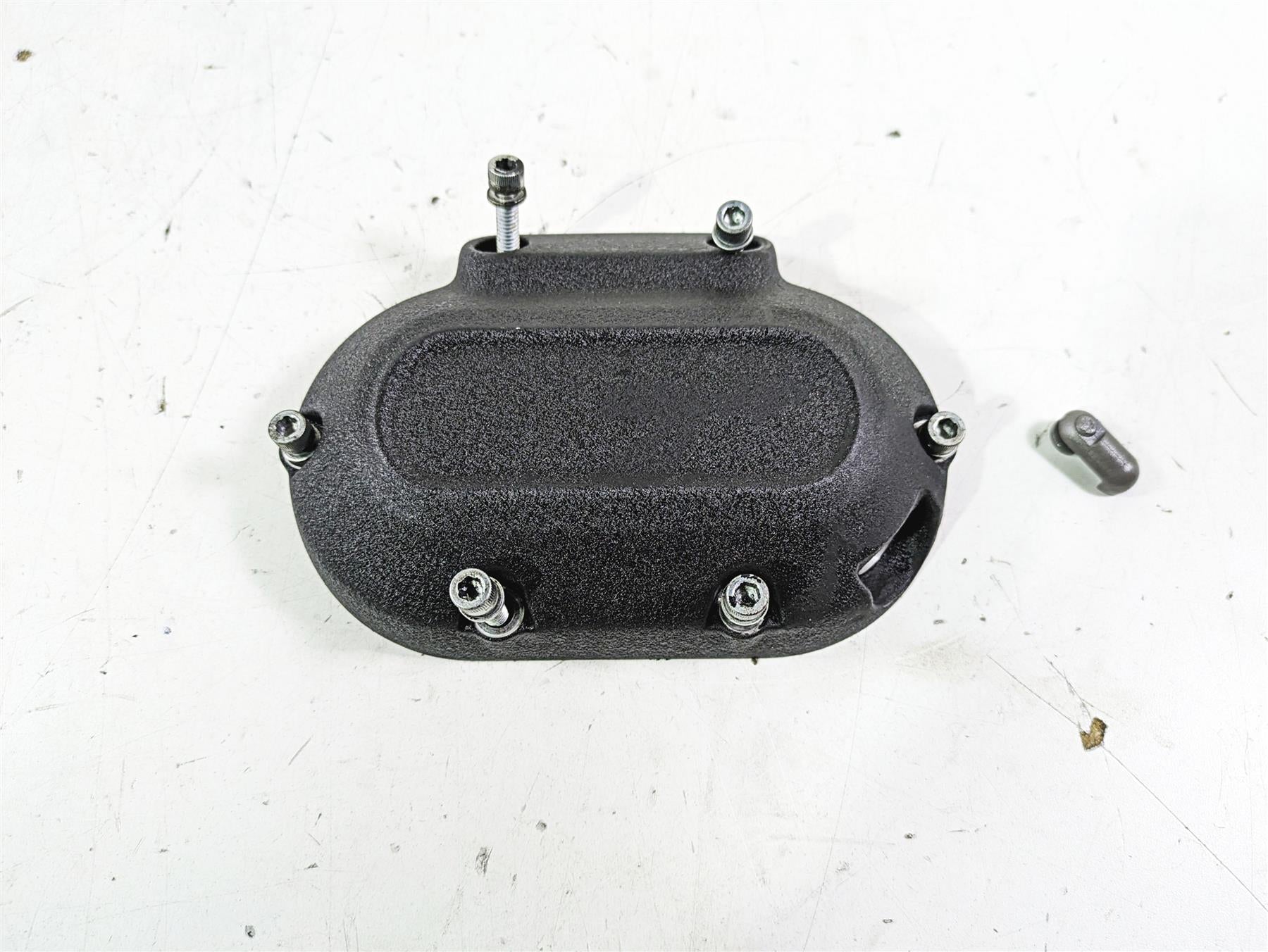 2021 Harley Softail FXBBS Street Bob Clutch Slave Cover Cowl 25800072 {{ shop.shopifyCountryName }} - Mototech271